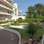 Flat In Juan