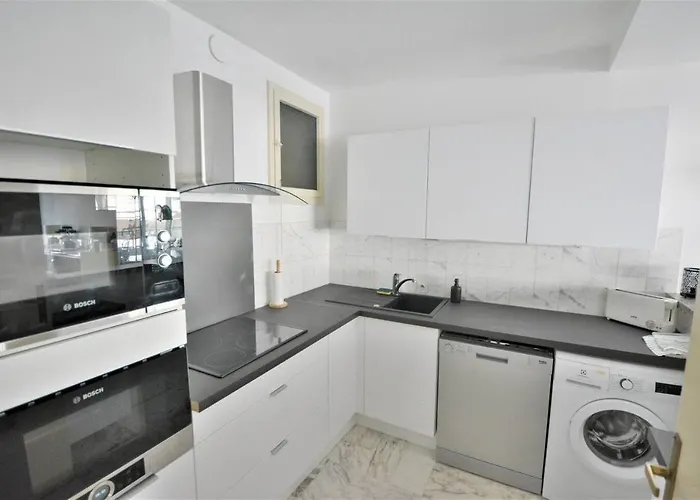 Flat In Juan 아파트